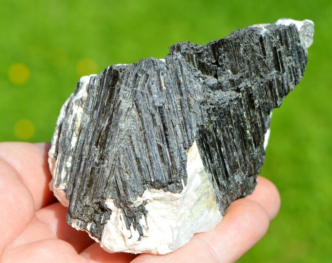 Tourmaline Schorl & Quartz Feldspar 432 grams - Saint-Chély-d'Apcher, Mende, Lozère, Occitanie, France