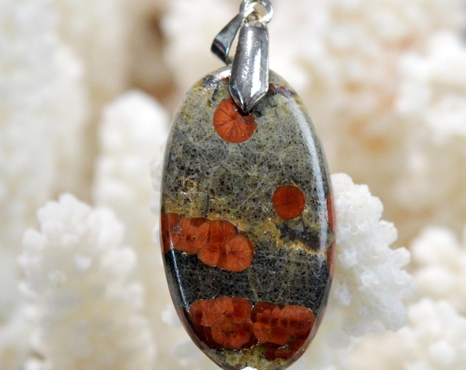 Peanut Obsidian 22 Carat - Natural Stone Cabochon Pendant - Mexico / GB74