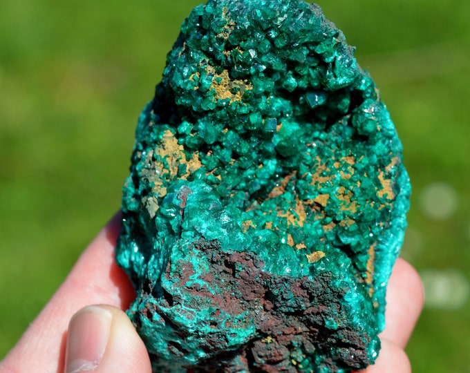 Dioptase 238 grams - Mpita prospect, Kimbedi, Mindouli District, Pool Department, Republic of Congo (Brazzaville)