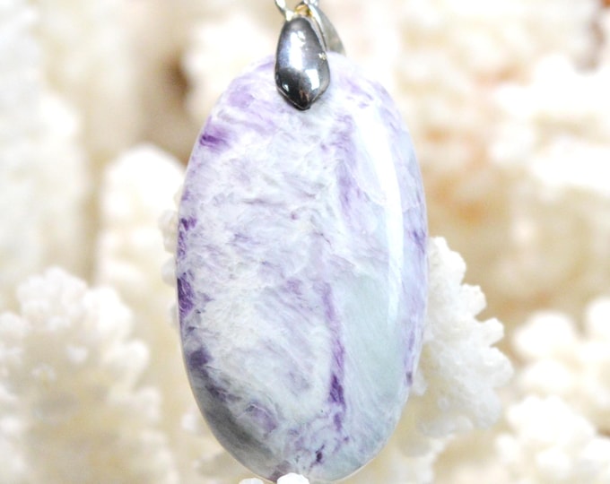 Kämmererite 46 carats - natural stone cabochon pendant - India / GA24