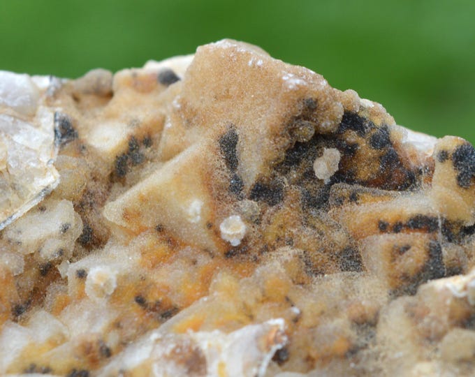 Fluorite & Quartz 767 grams - L'Argentolle, Saint-Prix, Autun, Saône-et-Loire, Burgundy-Franche-Comté, France