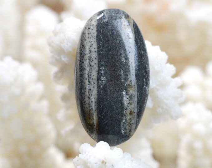 22 carat Jasper - natural stone cabochon - Africa // CX93