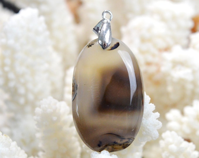 58 carat agate - natural stone cabochon pendant - Brazil // DS32
