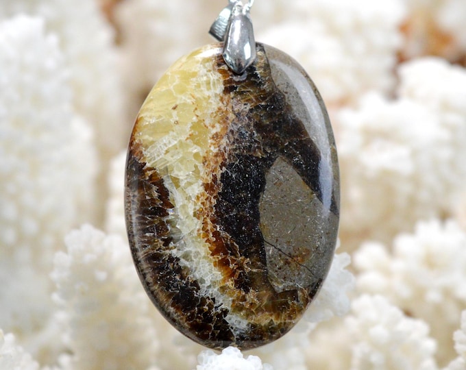 82-carat Septarian No. 1 - natural stone cabochon pendant - Madagascar / GB63