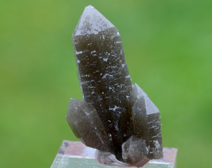 Quartz & Hedenbergite 3.8 grams - Huanggang Fe-Sn deposit, Hexigten Banner, Chifeng City, Inner Mongolia, China