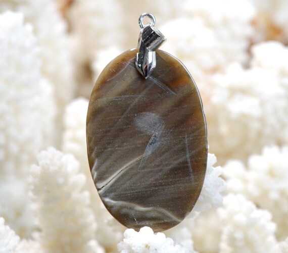 Pendentif En Jade Naturel Cabochon De 52 Carats - Pierre Précieuse Du Canada, Référence AS13, Neuf Avec écrin