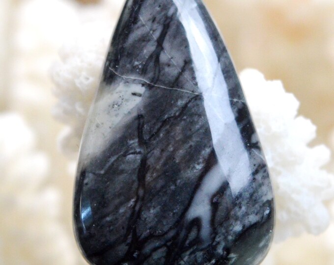 Picasso Jasper 27 carats - natural stone cabochon - Utah, USA // AW81