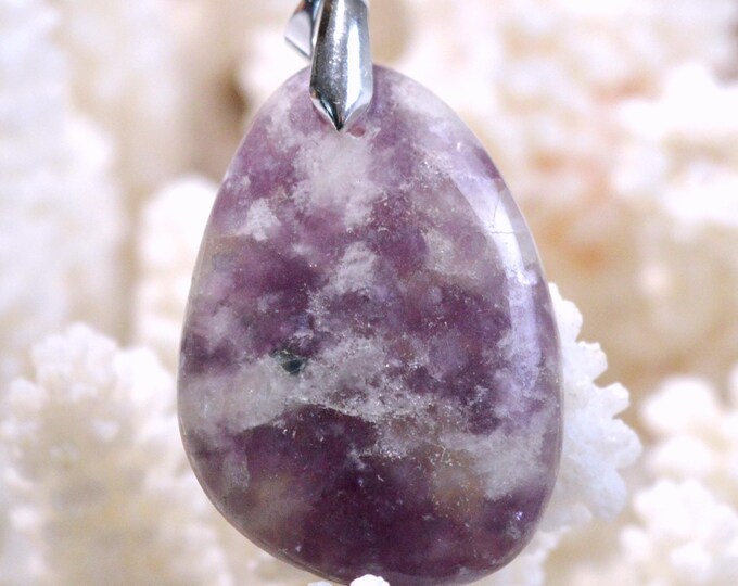 44-carat Lepidolite - natural stone cabochon pendant - Brazil / FX81