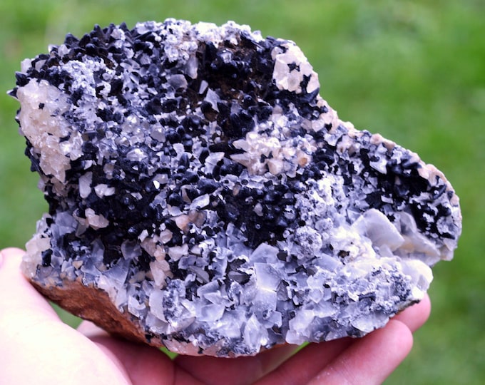 Calcite & Goethite 1470 grams - Col d’Engeyresque, Verrières, Millau, Aveyron, Occitanie, France // Ex. Tuel