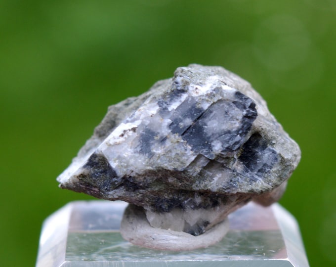 Berzelianite & Calcite 11 grams - Skrikerum Mine, Valdemarsvik, Östergötland County, Sweden