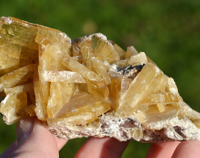 Barite 372 grams - Cerro Warihuyn, Miraflores District, Huamalíes Province, Huánuco, Peru