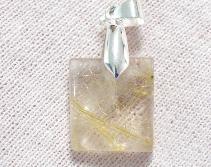 18 carat rutilated quartz - natural stone cabochon pendant - Brazil / FV46