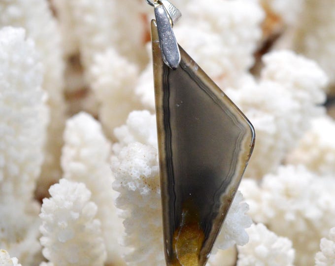 Agate Polyedrique 37 carats - pendentif pierre naturelle - Brésil / FY81