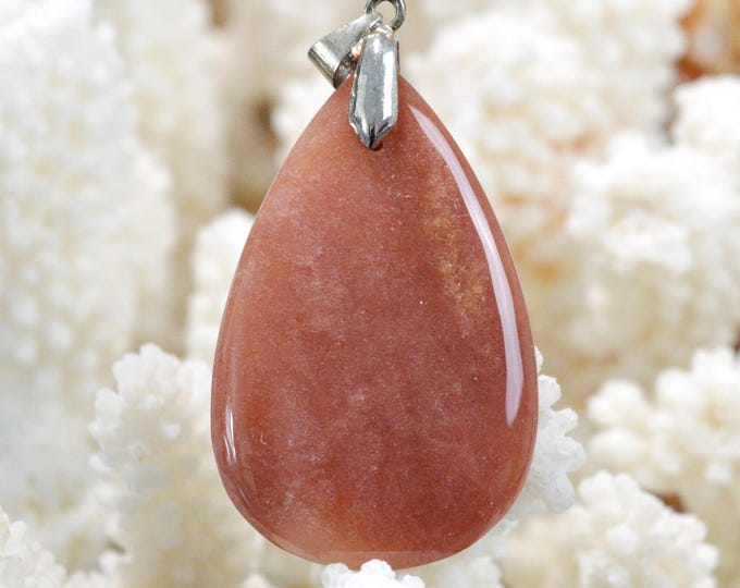 49-carat red aventurine - natural stone cabochon pendant - Canada / GC18