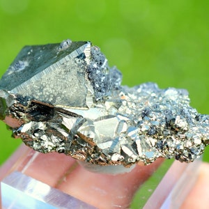 Pyrite & Sphalérite 101 grammes Huanzala Mine, Huallanca, Huallanca District, Bolognesi Province, Áncash, Perou image 3