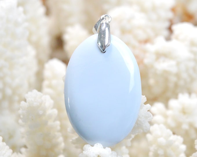 35 Carat Owyhee Opal - Natural Gemstone Cabochon Pendant - USA / FL30