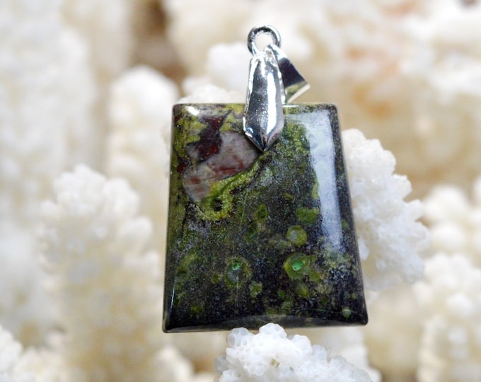 34 carat Dragon Blood Jasper - natural stone cabochon pendant - Australia / FA64