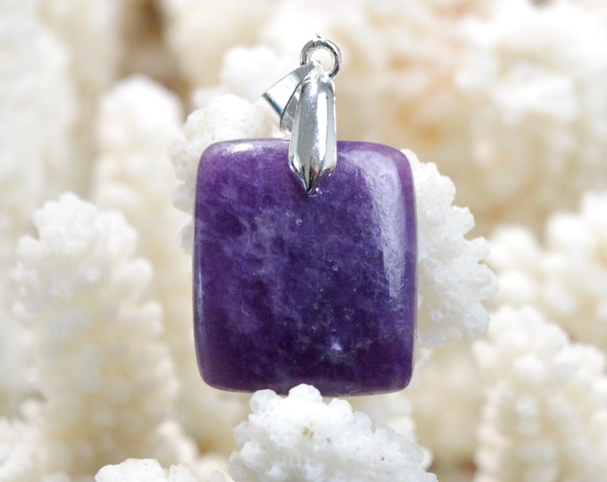 24 carat Lepidolite - natural stone cabochon pendant - Brazil / EY72