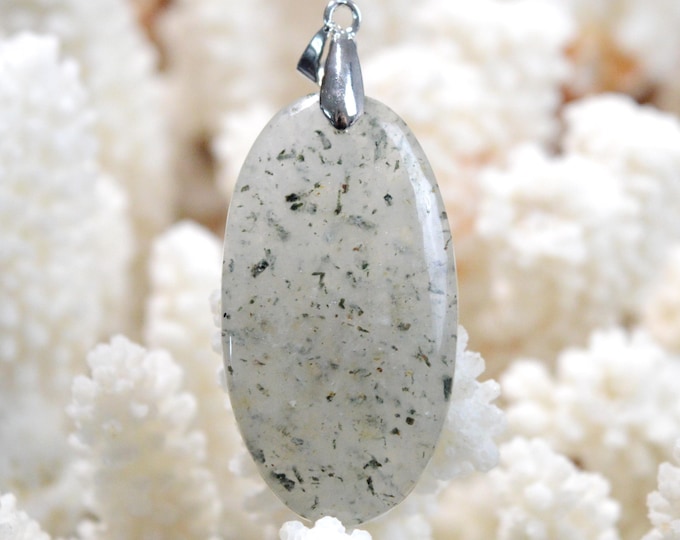 53-carat Epidote Quartz - Natural Stone Cabochon Pendant - China / GB41