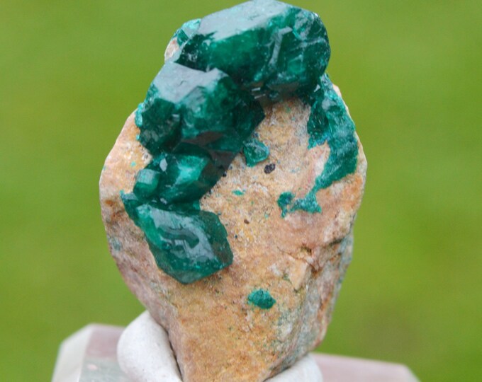 Dioptase 26 grams - Tantara Mine, Shinkolobwe, Kambove Territory, Haut-Katanga, DR Congo