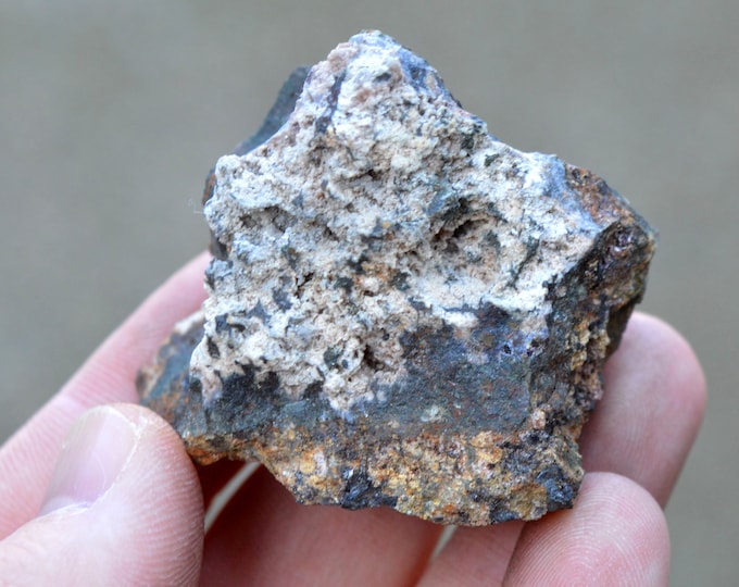 Phosphosiderite 81 grams - Sítio do Castelo Mine, Folgosinho, Gouveia, Guarda, Portugal