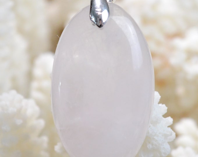 Quartz rose 71 carats - pendentif cabochon pierre naturelle - Madagascar / BT79