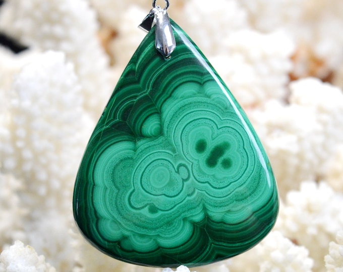 Malachite 163 carats - pendentif cabochon pierre naturelle - Congo // DG17