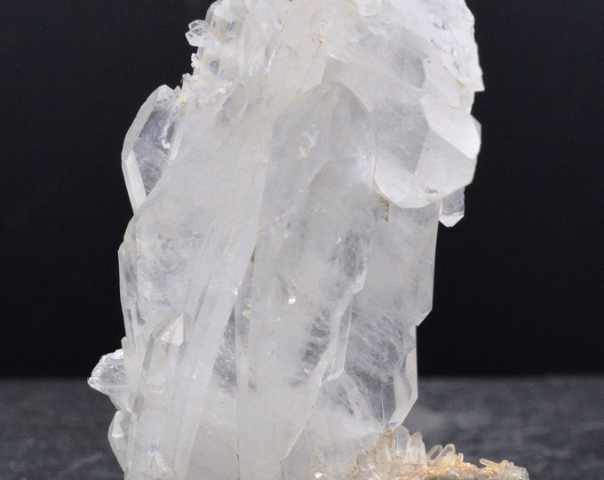 Quartz - 52 grams - Tole, Wana, South Waziristan District, Khyber Pakhtunkhwa Province, Pakistan