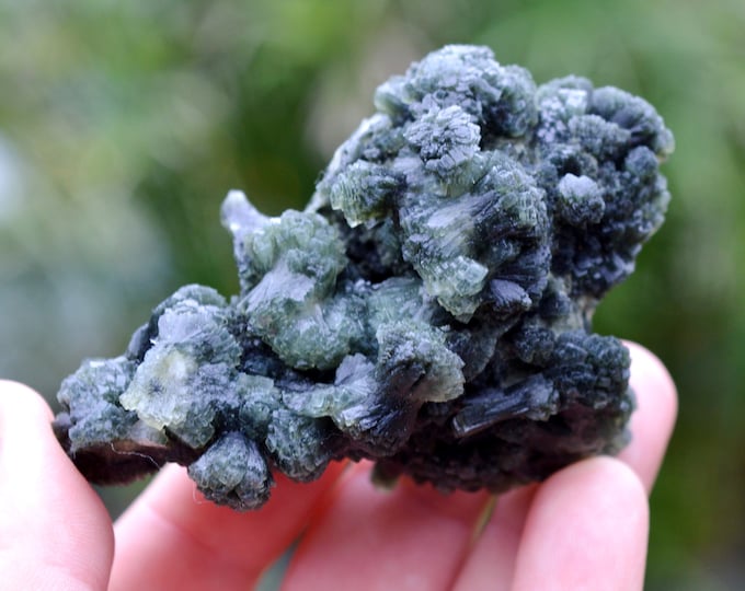 Prehnite - 140 grams - Boulmane-Dadès Circle, Tinghir Province, Drâa-Tafilalet Region, Morocco