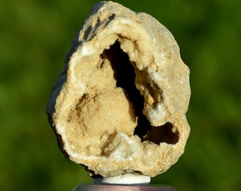 Calcite 48 grams - Upper Moulouya mining district, Midelt Province, Drâa-Tafilalet Region, Morocco