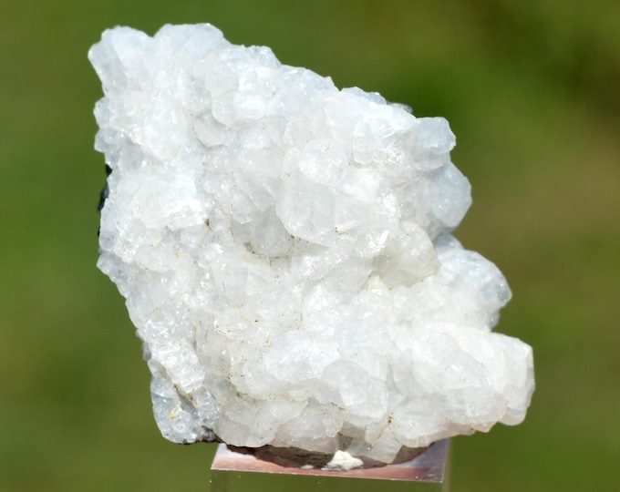 Heulandite 27 grams - Norðdepil, Borðoy, Norðoyar Region, Faroe Islands, Denmark