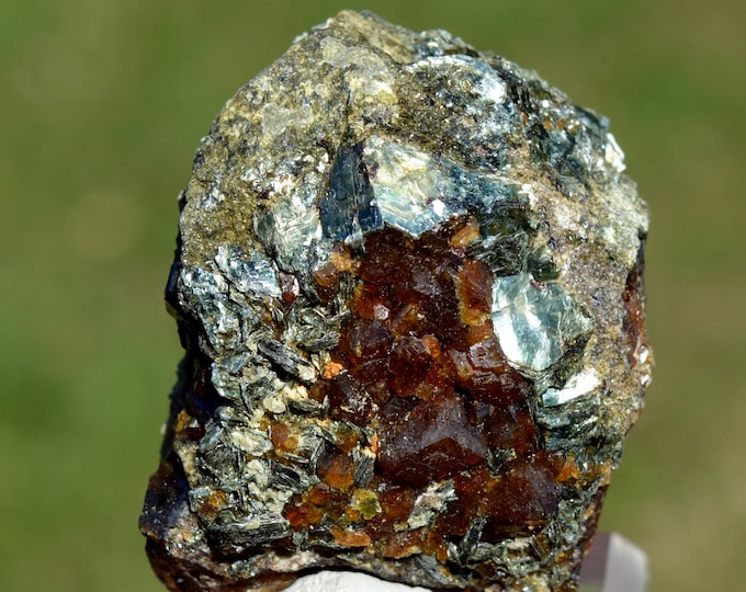 Grossular garnet var. Hessonite & Clinochlore 93 grams - Koukouri diggings, Trantimou, Diakon, Bafoulabé Cercle, Kayes Region, Mali