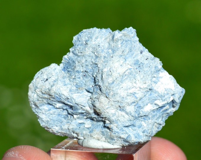 Kyanite 15 grams - Usambara mts, Lushoto District, Tanga Region, Tanzania