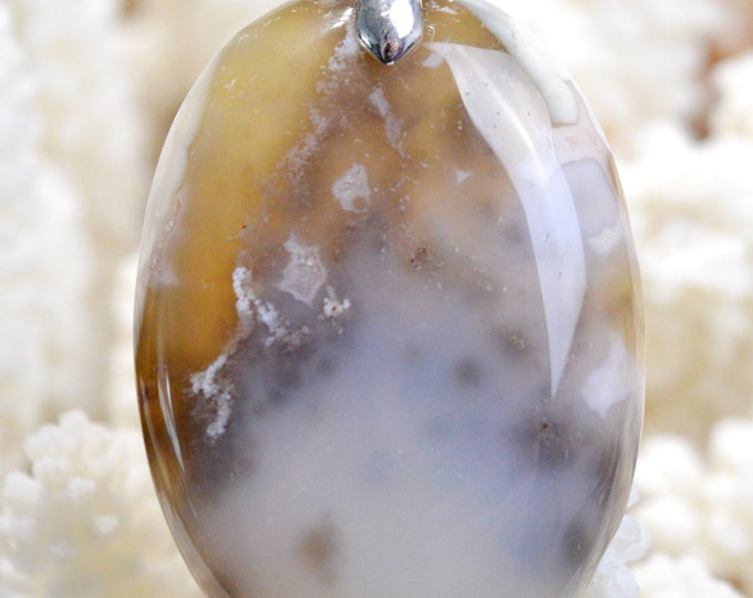 110 Carat Owyhee Opal - Natural Gemstone Cabochon Pendant - USA // BW34