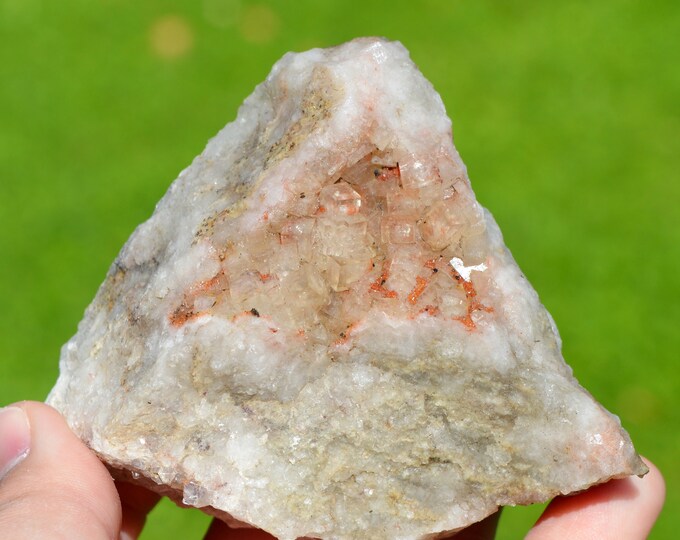 Fluorite & Quartz 375 grams - L'Argentolle, Saint-Prix, Saint-Léger-sous-Beuvray, Saône-et-Loire, France