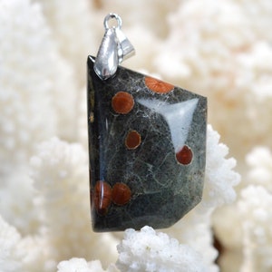 42-carat peanut obsidian - natural stone cabochon pendant - Mexico // CS25
