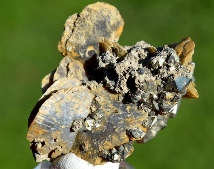 Pyrite & Siderite 63 grams - Tazna Mine, Tasna Rosario, Cerro Tazna, Cotagaita Municipality, Nor Chichas Province, Potosí, Bolivia