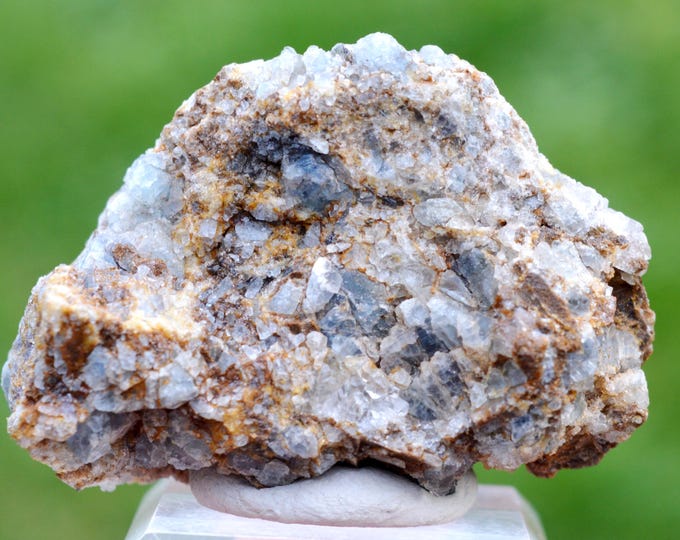 Fluorite 85 grams - Pont de Grazelle, Paulinet, Albi, Tarn, Occitanie, France