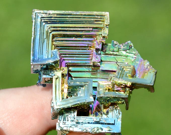 Bismuth metallic crystals 66 grams - Lab grown