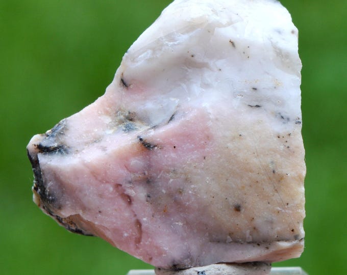 Pink opal 37 grams - Cajamarca District, Cajamarca Province, Cajamarca, Peru