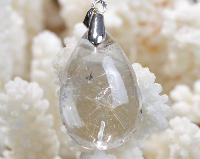 47-carat rutilated quartz - natural stone cabochon pendant - Brazil / FY42