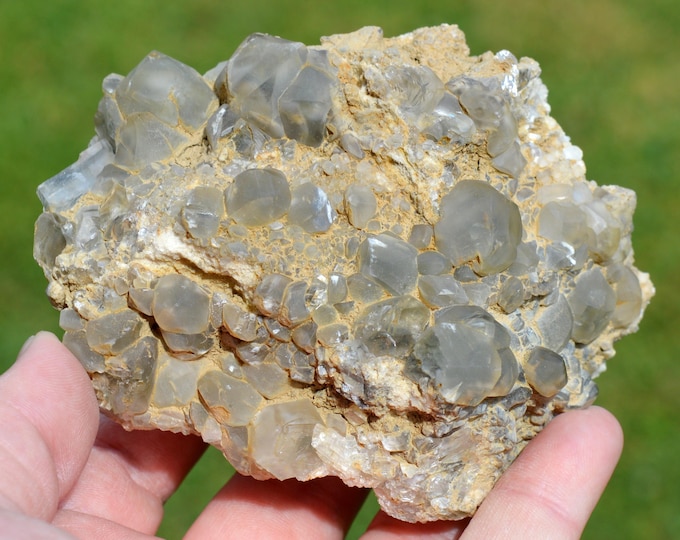 Calcite 526 grams - Lompret quarry, Lompret, Chimay, Hainaut, Wallonia, Belgium