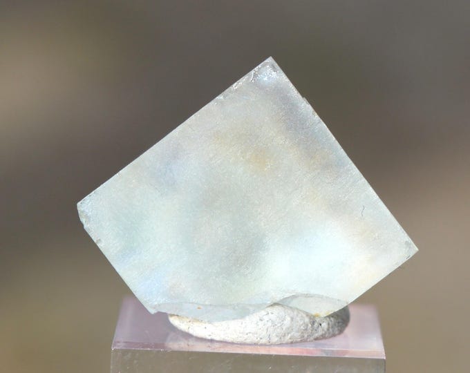 Fluorite 8 grams - Brioude, Haute-Loire, Auvergne-Rhône-Alpes, France