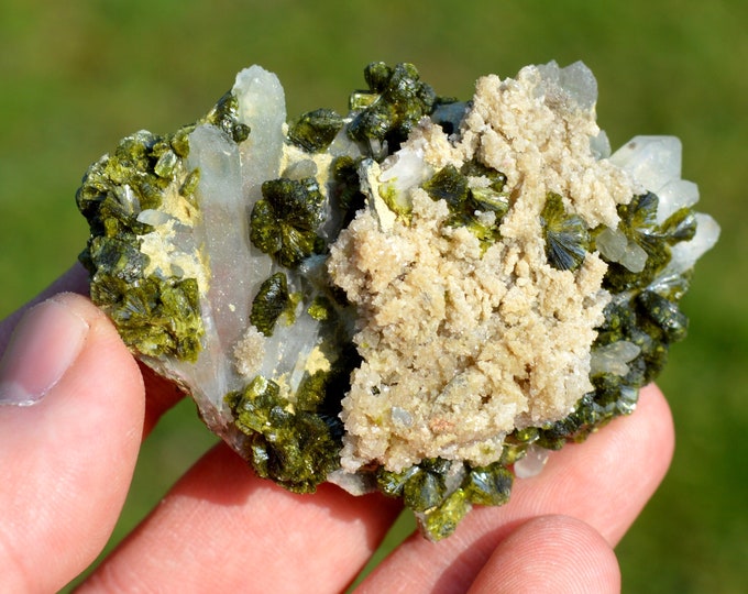 Epidote & Quartz 91 grams - Imilchil, Errachidia Province, Drâa-Tafilalet Region, Morocco