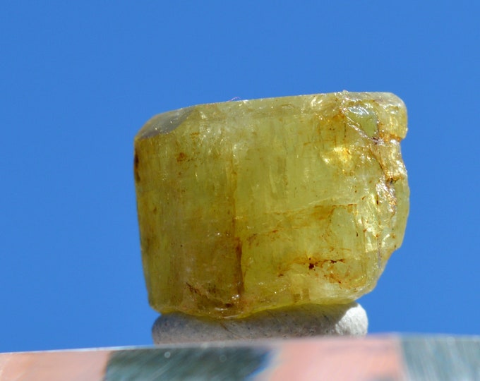 Fluorapatite 5.5 grams - Imilchil, Imilchil Caïdat, Imilchil Cercle, Midelt Province, Drâa-Tafilalet Region, Morocco