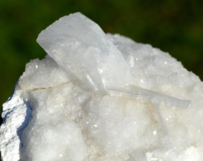 Heulandite & Scolecite 470 grams - Savda, Sawade Pr Chandsar, Jalgaon District, Nashik Division, Maharashtra, India