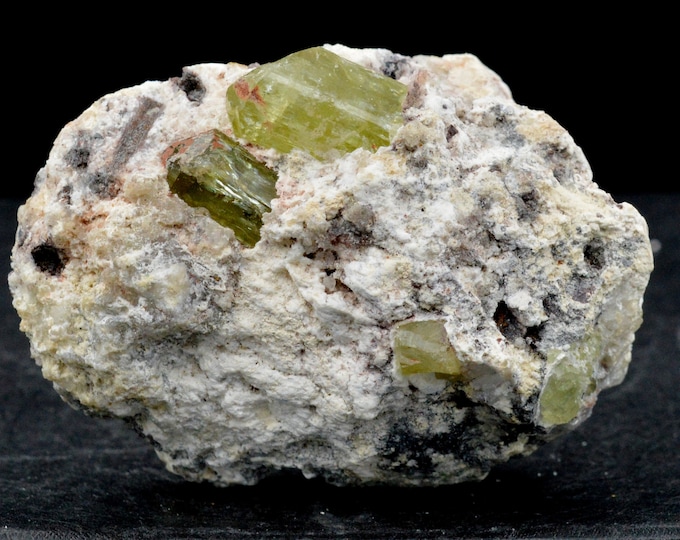 Apatite - 97 grams - Imilchil, Imilchil Circle, Midelt Province, Drâa-Tafilalet Region, Morocco