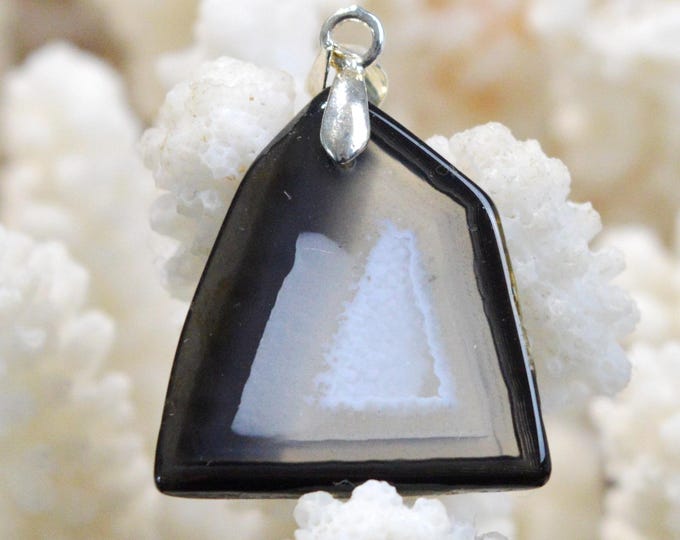 Agate Polyedrique 15 carats - pendentif pierre naturelle - Brésil / FW3