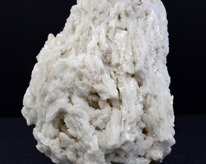 Cerussite - 510 grams - Mfouati Mine, Mfouati, Mfouati District, Bouenza Department, Republic of the Congo