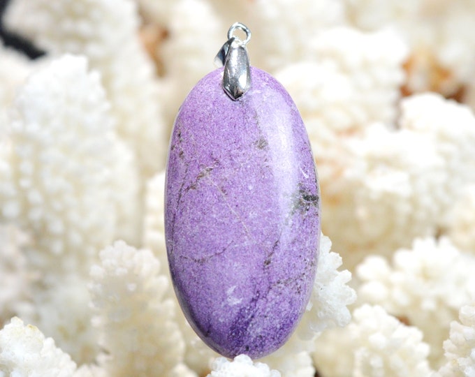 52 carat Stichtite - natural stone cabochon pendant - Tasmania, Australia // DX34